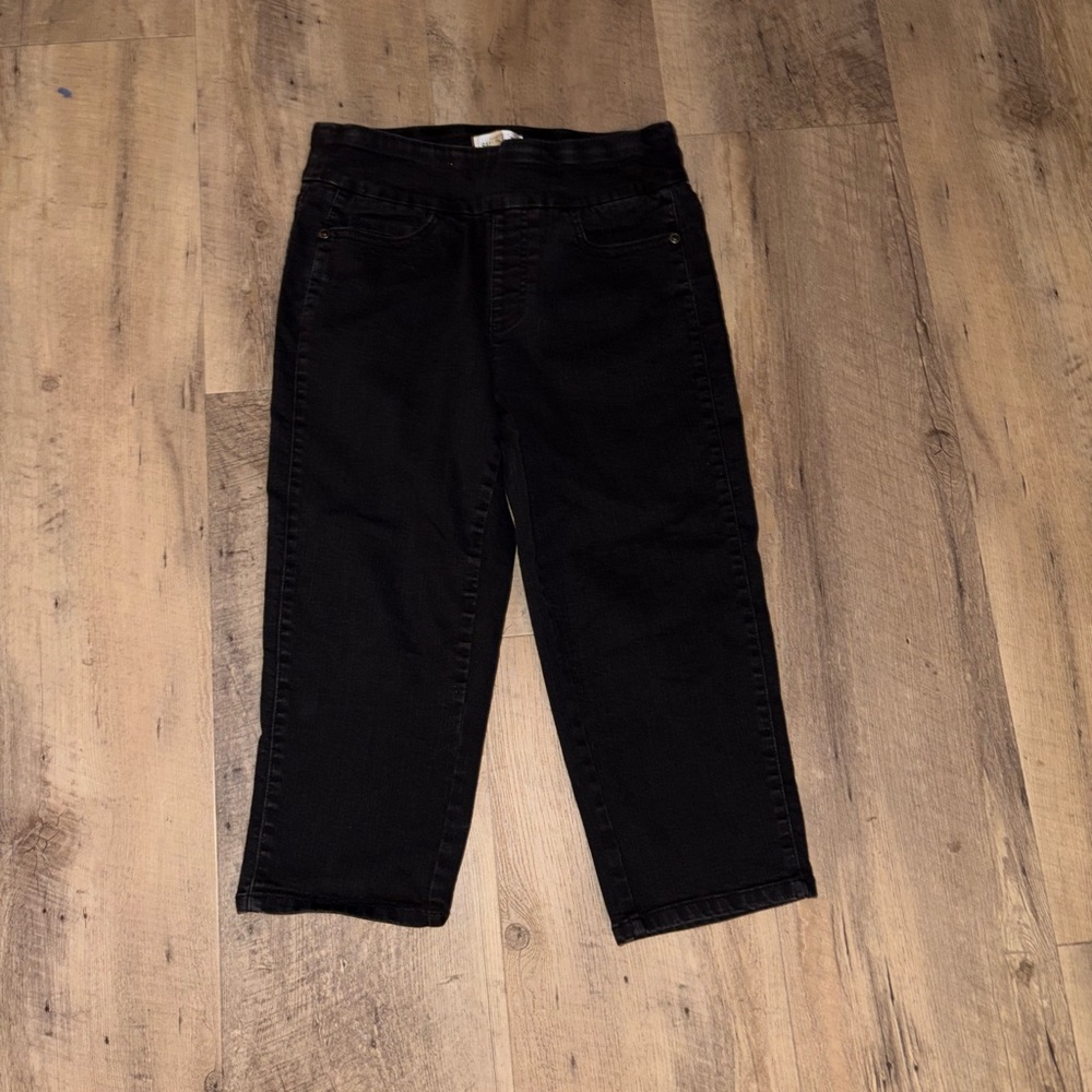 Women's Black Denim Jegging crops